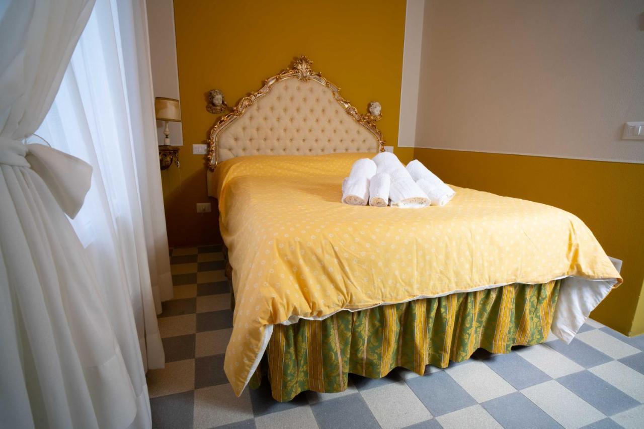 Il Buen Retiro Hotel ลุคคา ภายนอก รูปภาพ