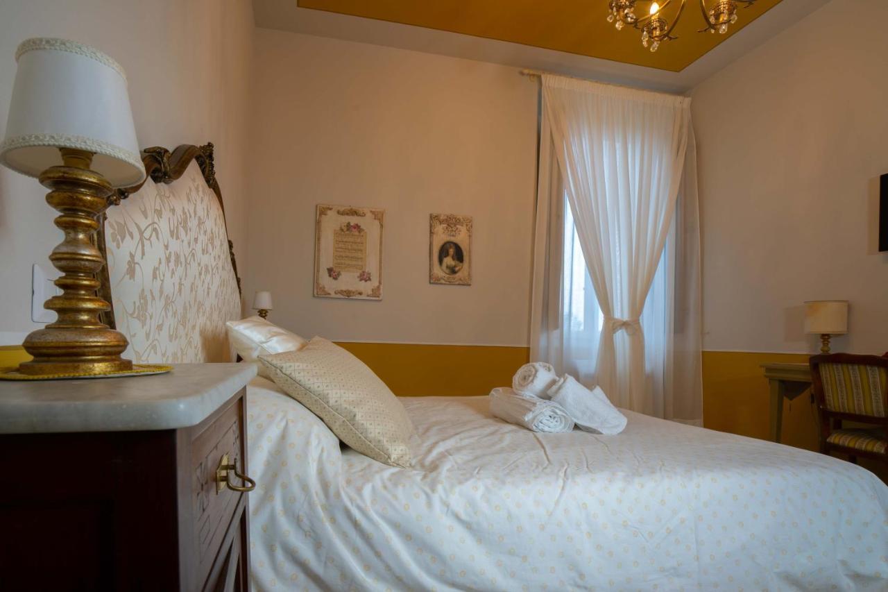 Il Buen Retiro Hotel ลุคคา ภายนอก รูปภาพ